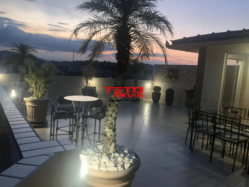 Foto 1 de Apartamento com 3 quartos à venda, 295m2 em Sao Lourenco - MG