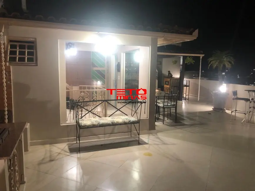 Foto 2 de Apartamento com 3 quartos à venda, 295m2 em Sao Lourenco - MG