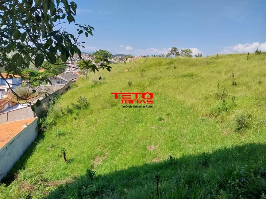 Foto 1 de Terreno / Lote à venda, 820m2 em Sao Lourenco - MG