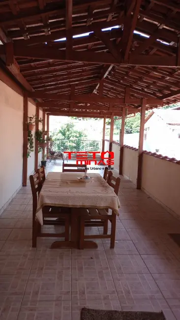 Foto 1 de Casa com 3 quartos à venda, 245m2 em Centro, Sao Lourenco - MG