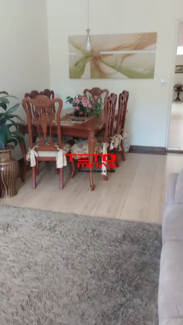 Casa com 3 quartos à venda, 245m2 em Centro, Sao Lourenco - MG - imagem 7 Foto 7 de Casa com 3 quartos à venda, 245m2 em Centro, Sao Lourenco - MG