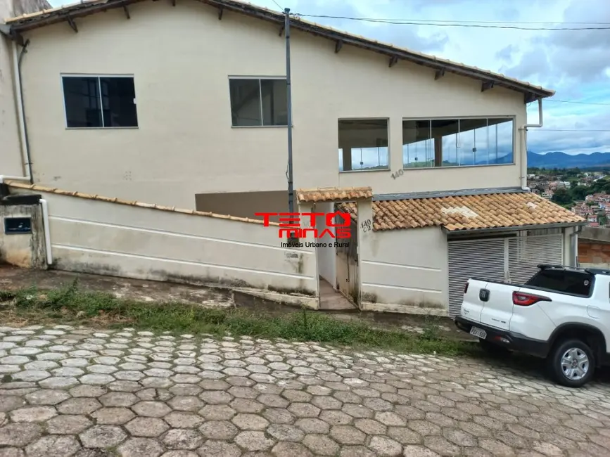 Casa com 3 quartos à venda, 170m2 em Sao Lourenco - MG - imagem 3 Foto 3 de Casa com 3 quartos à venda, 170m2 em Sao Lourenco - MG