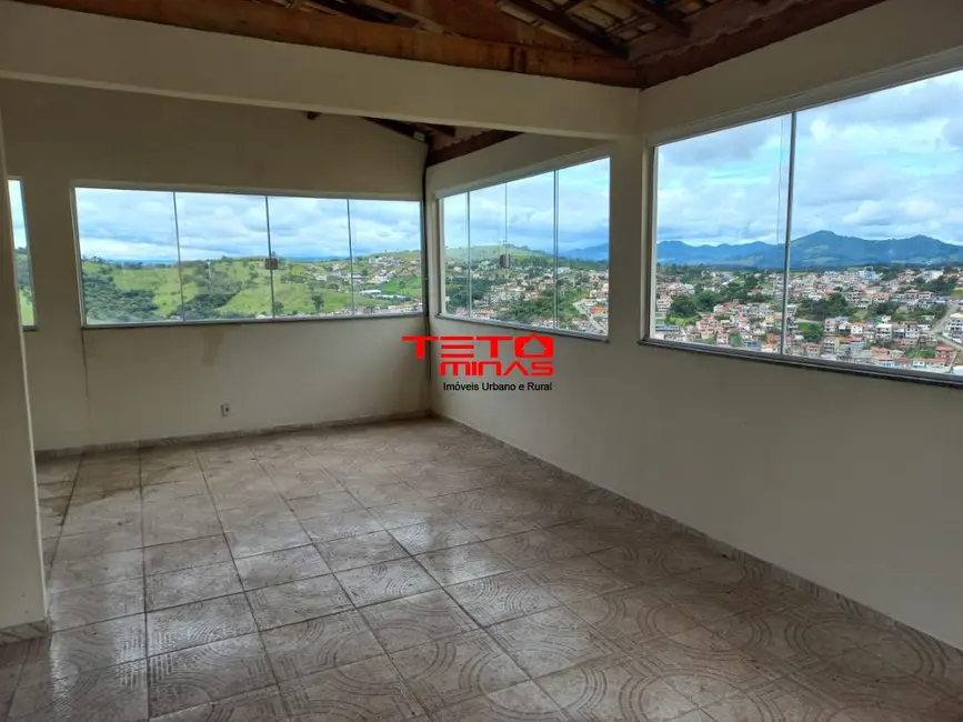 Foto 1 de Casa com 3 quartos à venda, 170m2 em Sao Lourenco - MG
