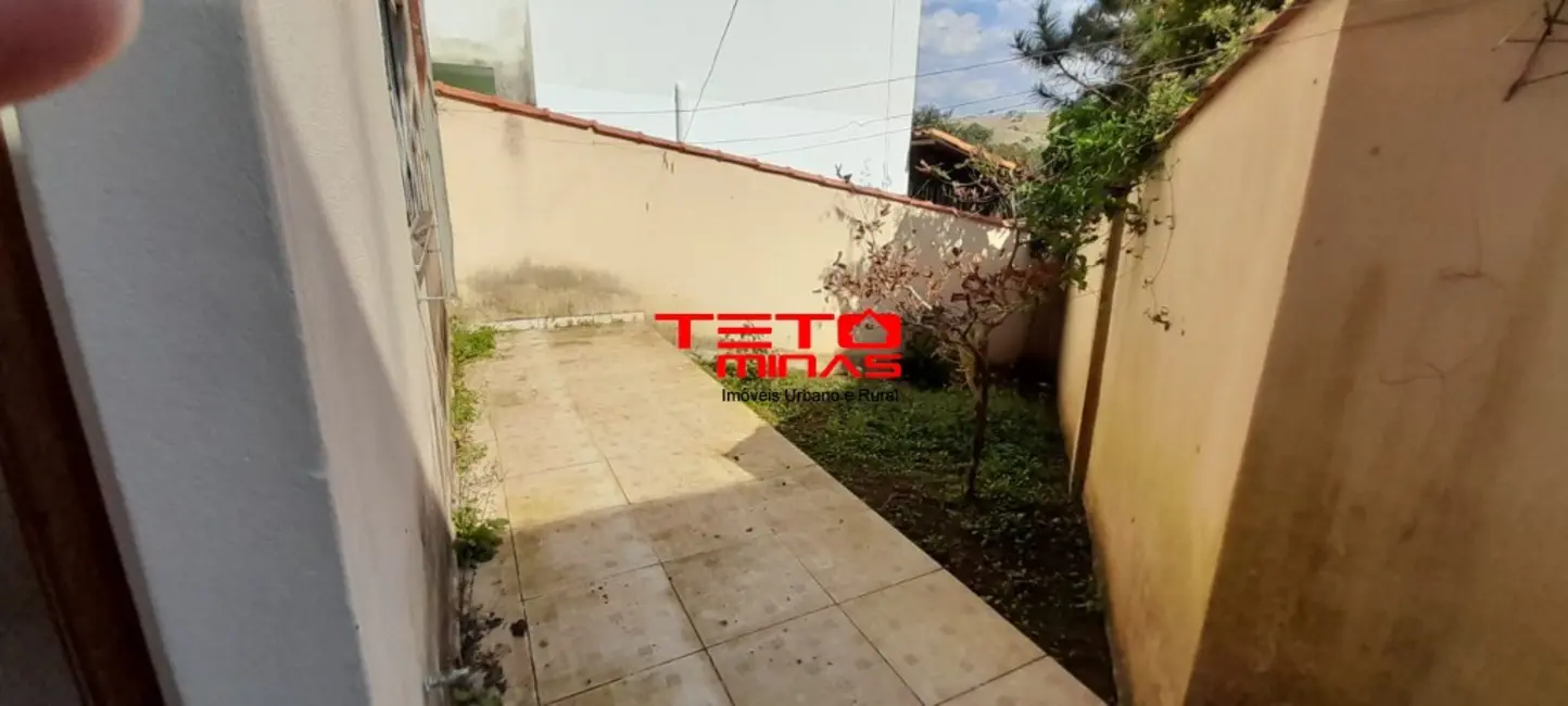 Casa com 2 quartos à venda, 76m2 em Sao Lourenco - MG - imagem 2 Foto 2 de Casa com 2 quartos à venda, 76m2 em Sao Lourenco - MG