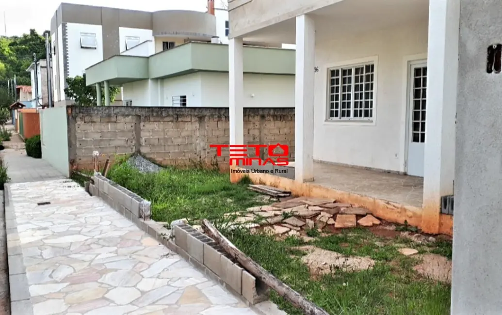 Foto 4 de Casa com 4 quartos à venda, 360m2 em Sao Lourenco - MG