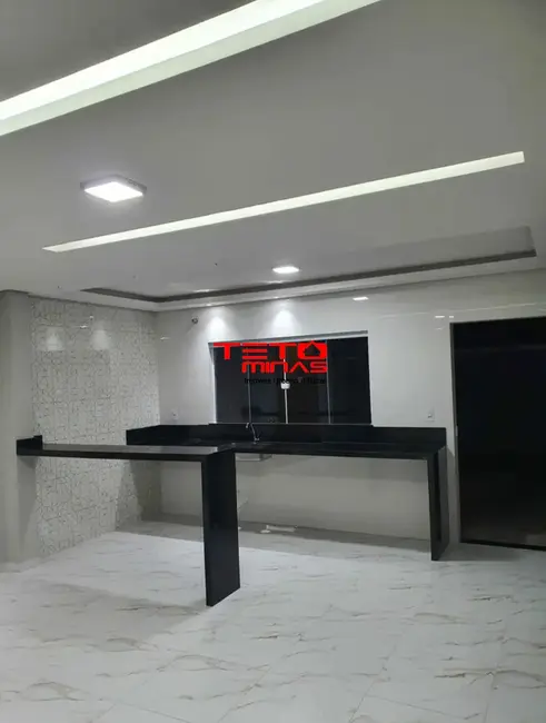 Foto 2 de Casa com 2 quartos à venda, 118m2 em Sao Lourenco - MG