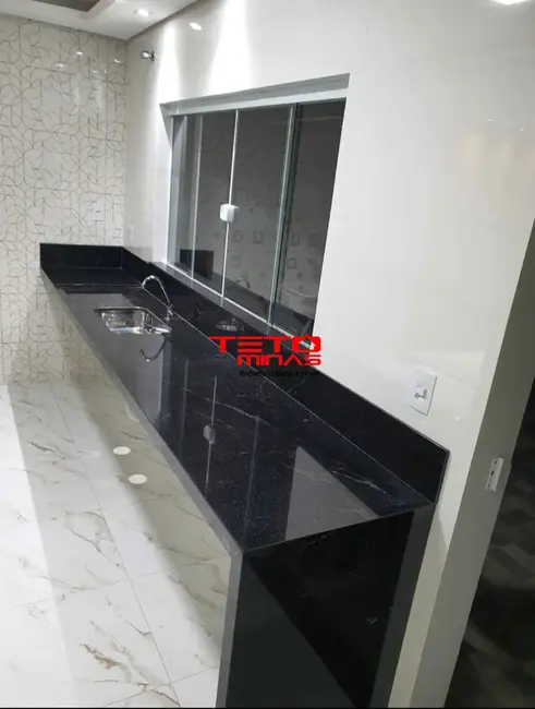 Foto 1 de Casa com 2 quartos à venda, 118m2 em Sao Lourenco - MG