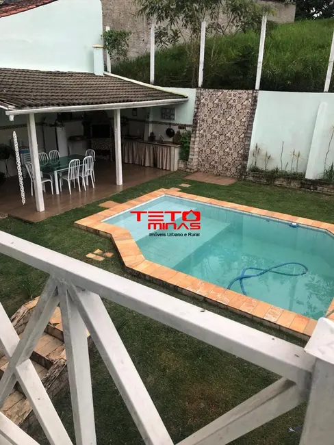 Foto 1 de Casa com 4 quartos à venda, 354m2 em Sao Lourenco - MG