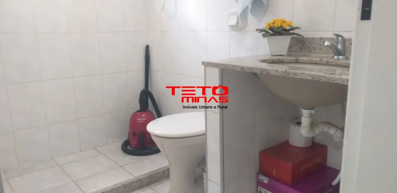 Foto 4 de Casa com 2 quartos à venda, 78m2 em Sao Lourenco - MG