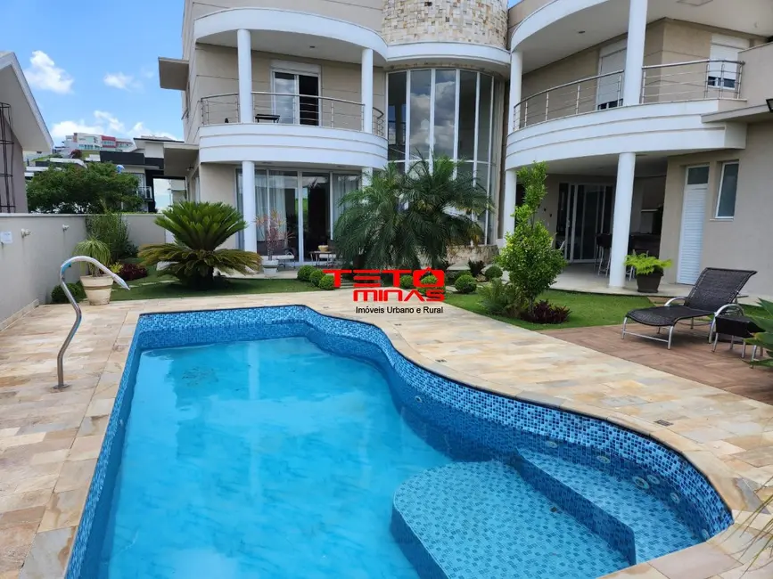 Casa com 4 quartos à venda, 450m2 em Sao Jose Dos Campos - SP - imagem 3 Foto 3 de Casa com 4 quartos à venda, 450m2 em Sao Jose Dos Campos - SP