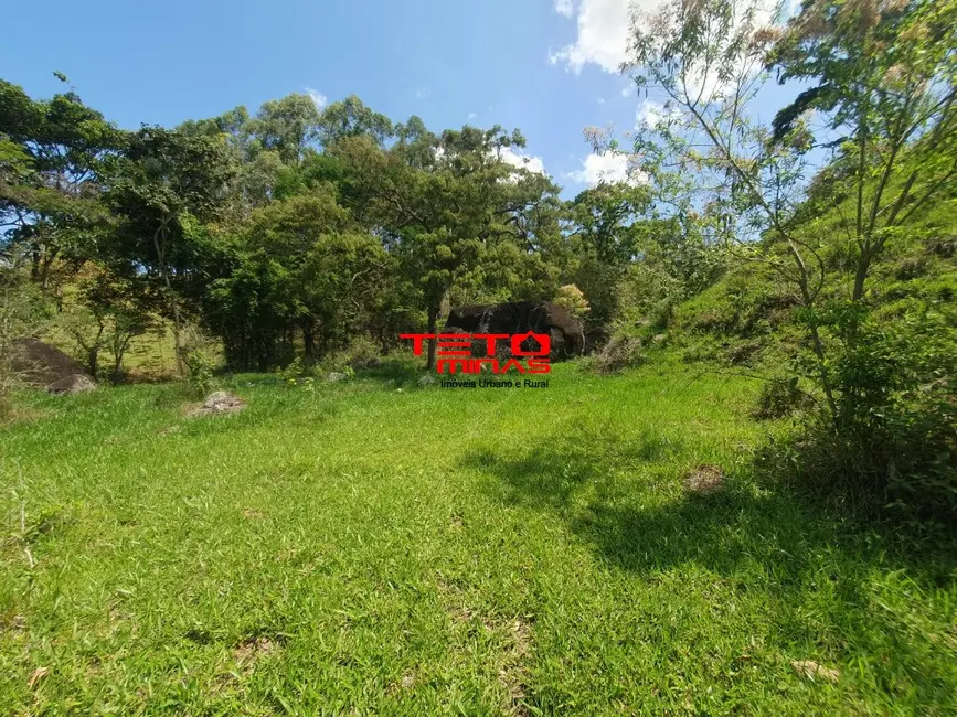 Foto 8 de Sítio / Rancho à venda em Dom Vicoso - MG