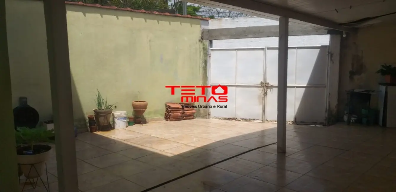 Casa com 2 quartos à venda, 97m2 em Sao Lourenco - MG - imagem 5 Foto 5 de Casa com 2 quartos à venda, 97m2 em Sao Lourenco - MG