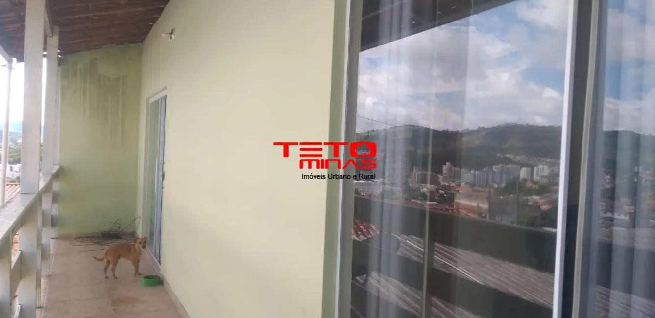 Foto 1 de Casa com 2 quartos à venda, 97m2 em Sao Lourenco - MG