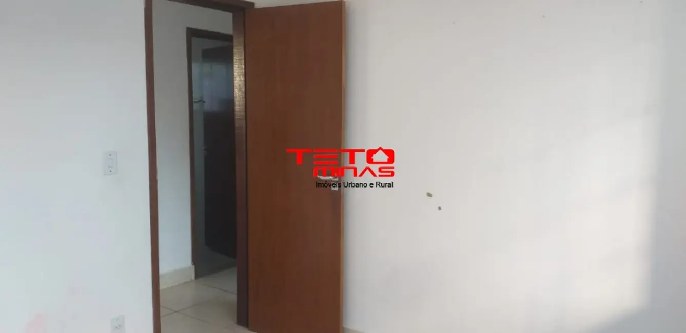 Foto 2 de Casa com 3 quartos à venda, 102m2 em Sao Lourenco - MG