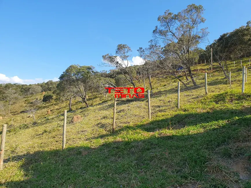 Sítio / Rancho com 3 quartos à venda em Sao Lourenco - MG - imagem 8 Foto 8 de Sítio / Rancho com 3 quartos à venda em Sao Lourenco - MG