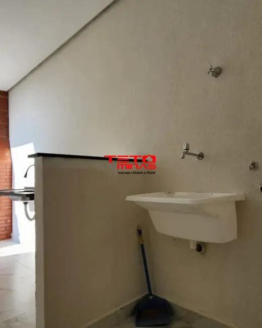 Casa com 2 quartos à venda, 125m2 em Sao Lourenco - MG - imagem 8 Foto 8 de Casa com 2 quartos à venda, 125m2 em Sao Lourenco - MG