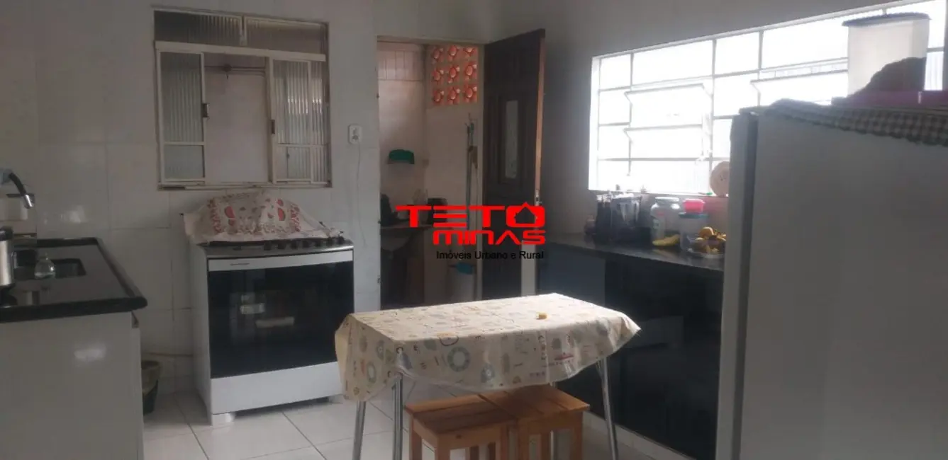 Casa com 6 quartos à venda, 196m2 em Sao Lourenco - MG - imagem 3 Foto 3 de Casa com 6 quartos à venda, 196m2 em Sao Lourenco - MG