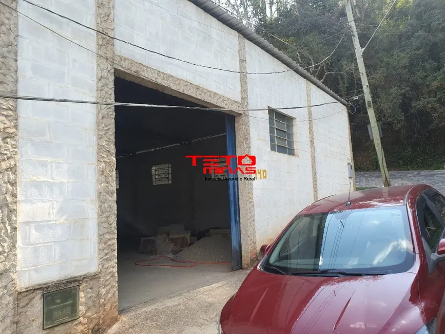 Armazém / Galpão à venda, 210m2 em Sao Lourenco - MG - imagem 5 Foto 5 de Armazém / Galpão à venda, 210m2 em Sao Lourenco - MG