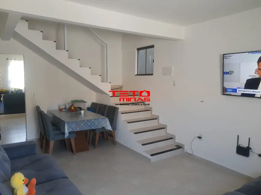 Foto 1 de Casa com 2 quartos à venda, 96m2 em Sao Lourenco - MG