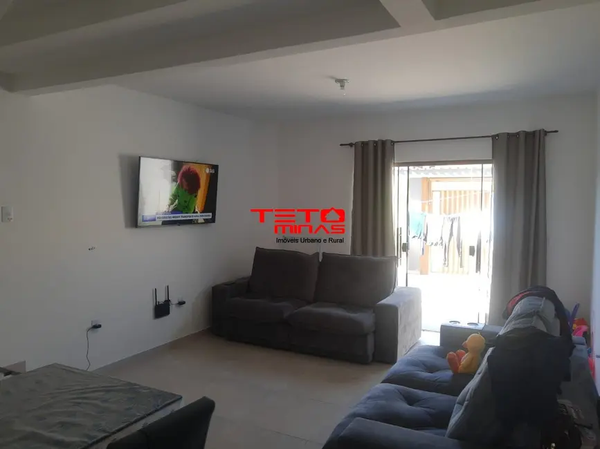 Foto 8 de Casa com 2 quartos à venda, 96m2 em Sao Lourenco - MG