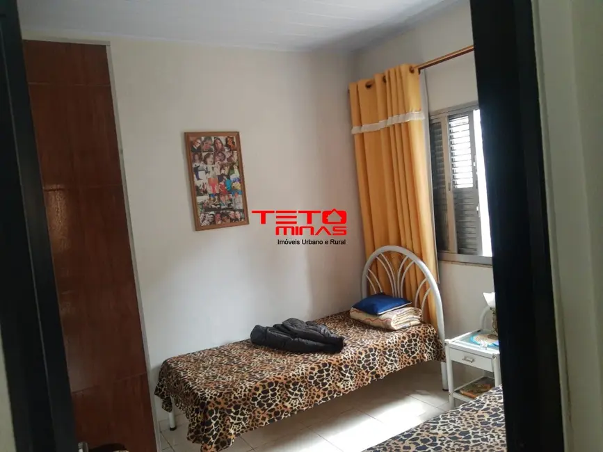 Casa com 2 quartos à venda, 100m2 em Sao Lourenco - MG - imagem 6 Foto 6 de Casa com 2 quartos à venda, 100m2 em Sao Lourenco - MG