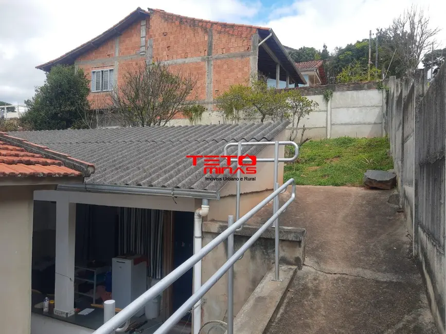 Casa com 2 quartos à venda, 100m2 em Sao Lourenco - MG - imagem 7 Foto 7 de Casa com 2 quartos à venda, 100m2 em Sao Lourenco - MG
