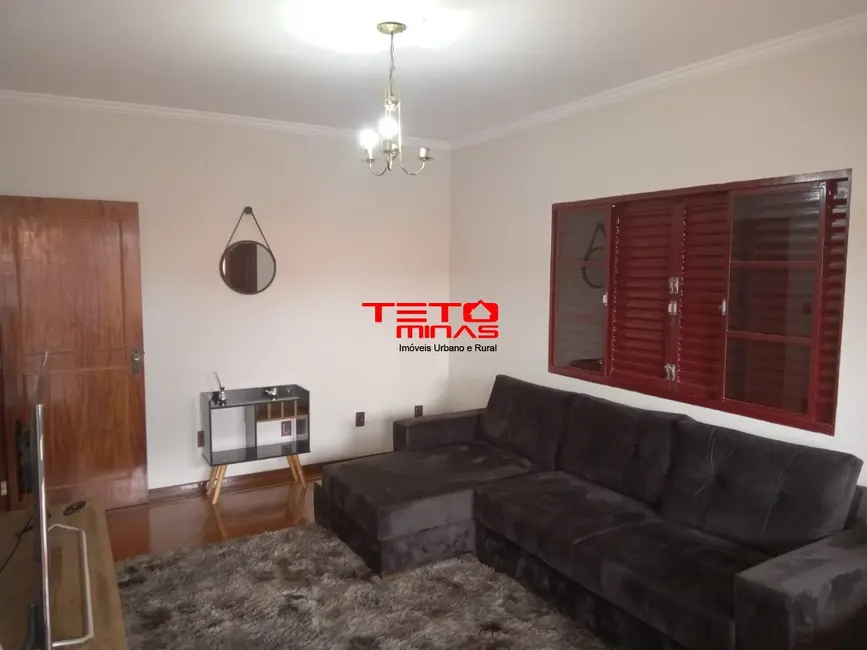 Casa com 3 quartos à venda, 174m2 em Sao Lourenco - MG - imagem 5 Foto 5 de Casa com 3 quartos à venda, 174m2 em Sao Lourenco - MG