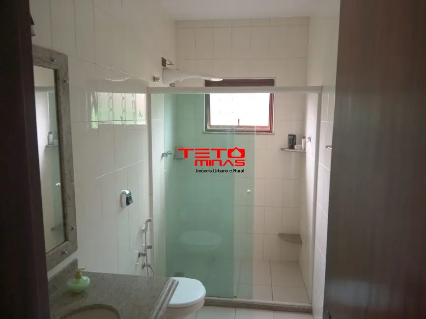 Casa com 3 quartos à venda, 174m2 em Sao Lourenco - MG - imagem 8 Foto 8 de Casa com 3 quartos à venda, 174m2 em Sao Lourenco - MG