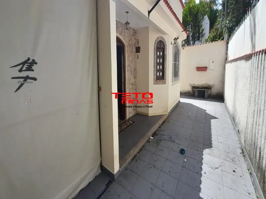 Foto 5 de Casa com 3 quartos à venda, 160m2 em Sao Lourenco - MG