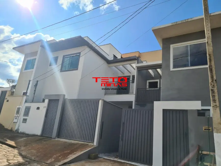 Foto 1 de Casa com 2 quartos à venda, 90m2 em Sao Lourenco - MG