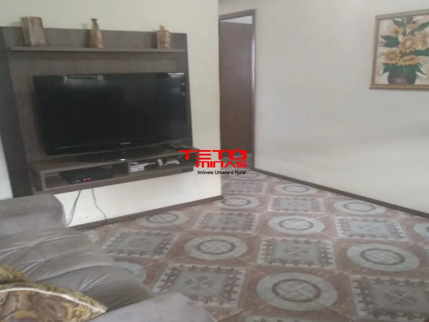 Casa com 3 quartos à venda, 230m2 em Sao Lourenco - MG - imagem 5 Foto 5 de Casa com 3 quartos à venda, 230m2 em Sao Lourenco - MG