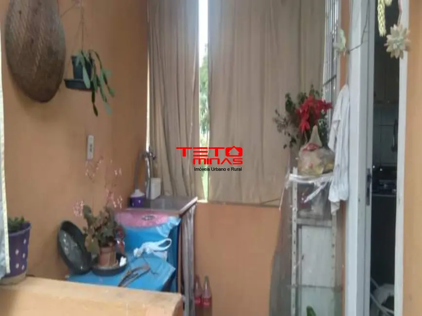 Foto 2 de Casa com 3 quartos à venda, 70m2 em Sao Lourenco - MG