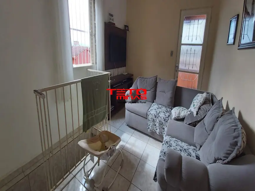 Foto 8 de Casa com 3 quartos à venda, 140m2 em Sao Lourenco - MG