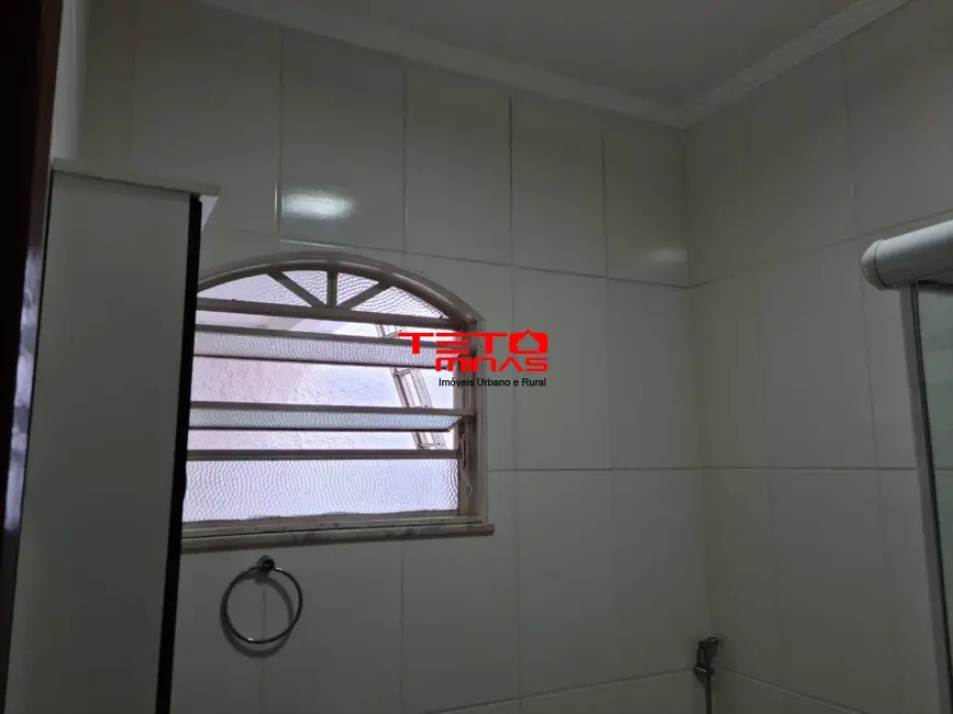 Foto 8 de Casa com 2 quartos à venda, 142m2 em Sao Lourenco - MG