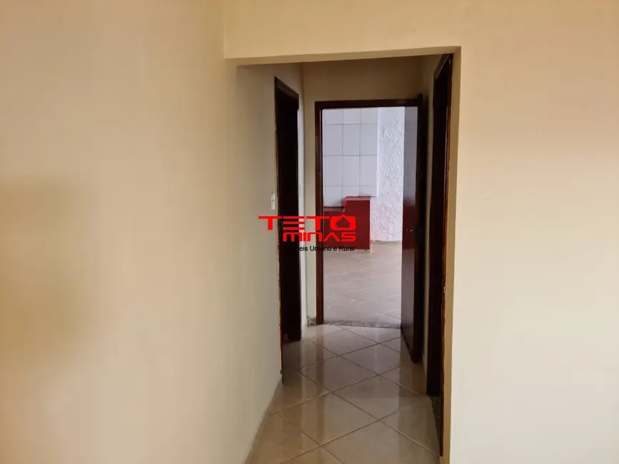 Foto 9 de Casa com 2 quartos à venda, 142m2 em Sao Lourenco - MG