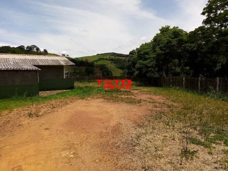 Foto 2 de Chácara com 1 quarto à venda e para alugar, 50m2 em Sao Lourenco - MG