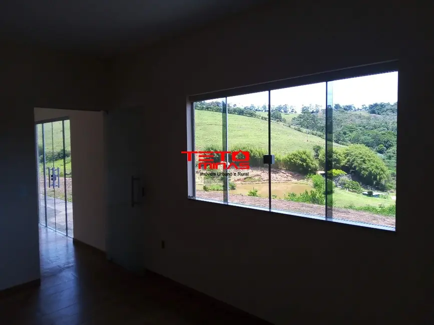 Chácara com 2 quartos à venda, 100m2 em Sao Lourenco - MG - imagem 5 Foto 5 de Chácara com 2 quartos à venda, 100m2 em Sao Lourenco - MG