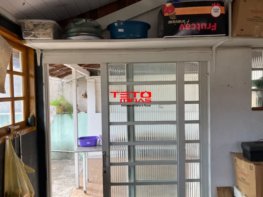 Casa com 3 quartos à venda, 115m2 em Sao Lourenco - MG - imagem 6 Foto 6 de Casa com 3 quartos à venda, 115m2 em Sao Lourenco - MG