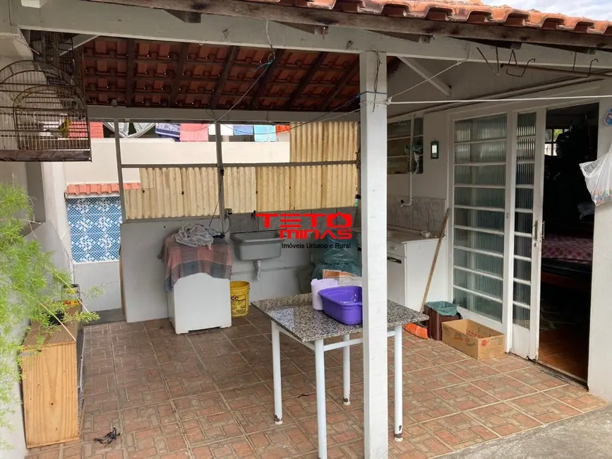 Casa com 3 quartos à venda, 115m2 em Sao Lourenco - MG - imagem 5 Foto 5 de Casa com 3 quartos à venda, 115m2 em Sao Lourenco - MG