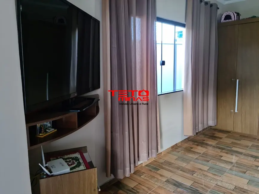 Foto 4 de Casa com 5 quartos à venda, 350m2 em Sao Lourenco - MG