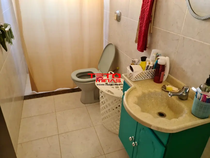 Casa com 3 quartos à venda, 134m2 em Sao Lourenco - MG - imagem 9 Foto 9 de Casa com 3 quartos à venda, 134m2 em Sao Lourenco - MG