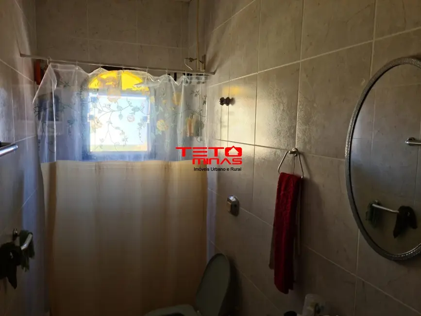 Casa com 3 quartos à venda, 134m2 em Sao Lourenco - MG - imagem 8 Foto 8 de Casa com 3 quartos à venda, 134m2 em Sao Lourenco - MG