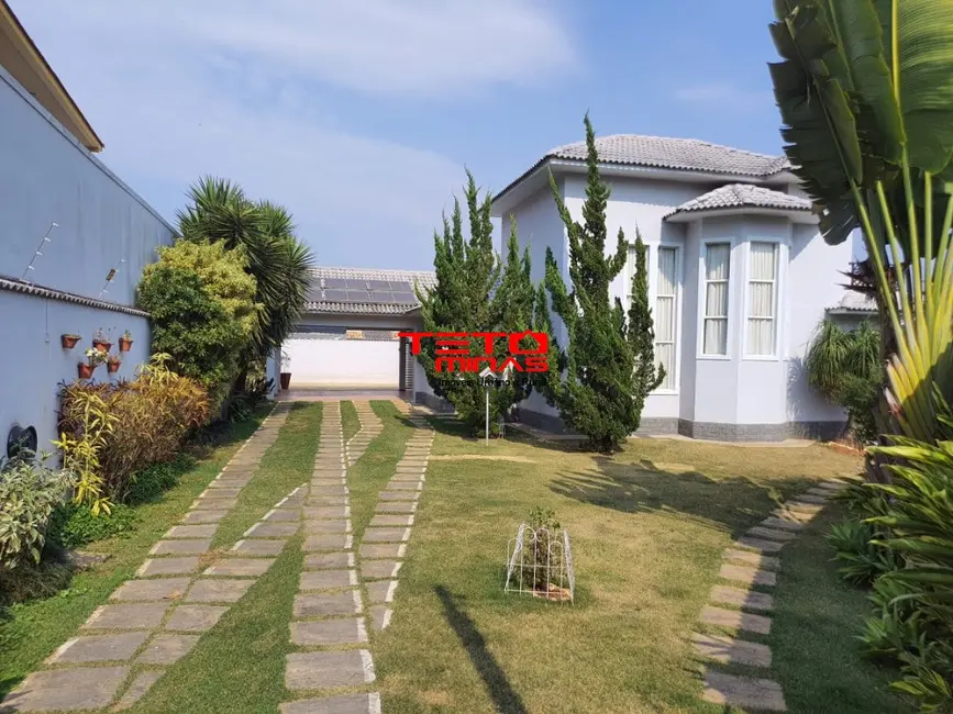 Casa com 3 quartos à venda, 248m2 em Sao Lourenco - MG - imagem 1 Foto 1 de Casa com 3 quartos à venda, 248m2 em Sao Lourenco - MG