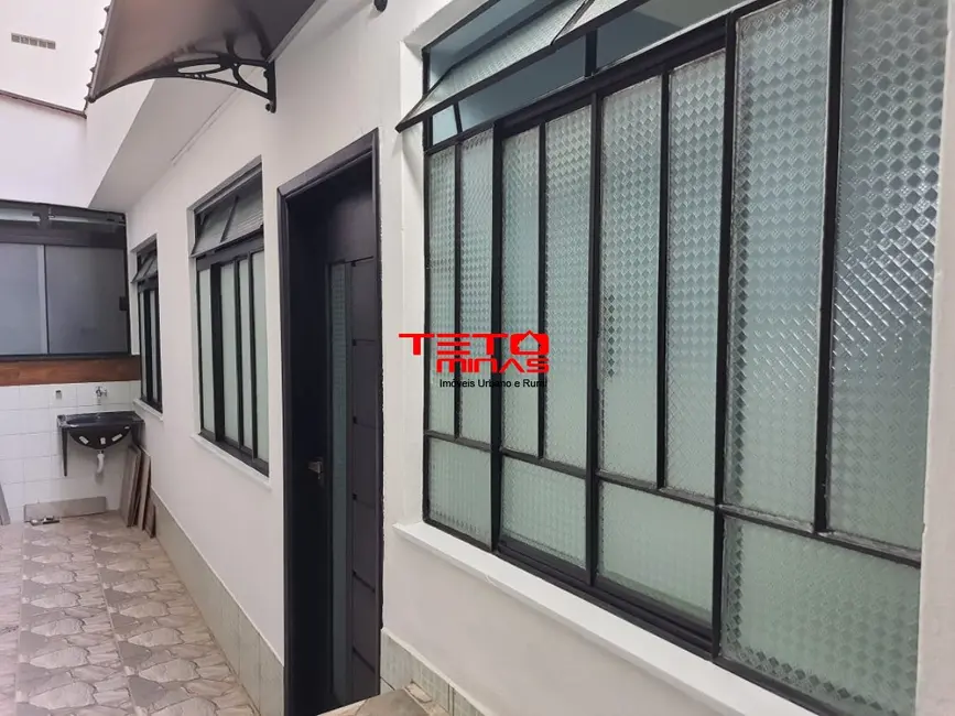 Foto 3 de Apartamento com 2 quartos à venda, 58m2 em Centro, Sao Lourenco - MG