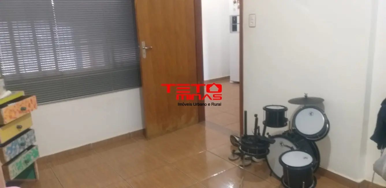 Casa com 3 quartos à venda, 200m2 em Sao Lourenco - MG - imagem 6 Foto 6 de Casa com 3 quartos à venda, 200m2 em Sao Lourenco - MG