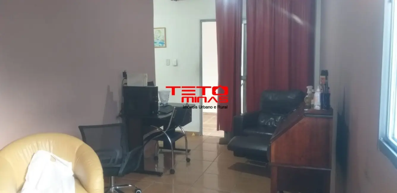 Casa com 3 quartos à venda, 200m2 em Sao Lourenco - MG - imagem 3 Foto 3 de Casa com 3 quartos à venda, 200m2 em Sao Lourenco - MG