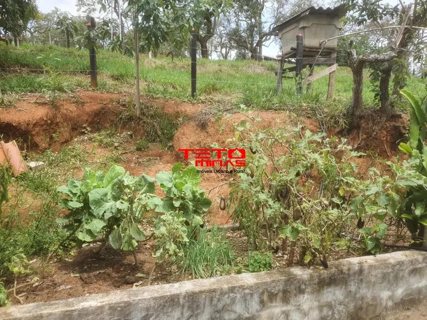Chácara com 2 quartos à venda, 190m2 em Sao Lourenco - MG - imagem 9 Foto 9 de Chácara com 2 quartos à venda, 190m2 em Sao Lourenco - MG