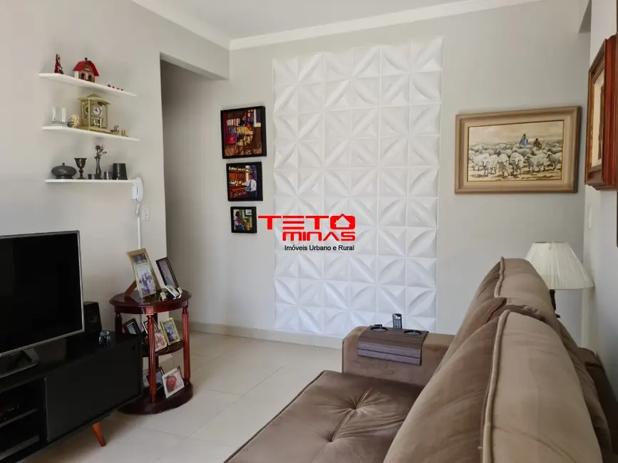 Apartamento com 3 quartos à venda, 86m2 em Centro, Sao Lourenco - MG - imagem 6 Foto 6 de Apartamento com 3 quartos à venda, 86m2 em Centro, Sao Lourenco - MG