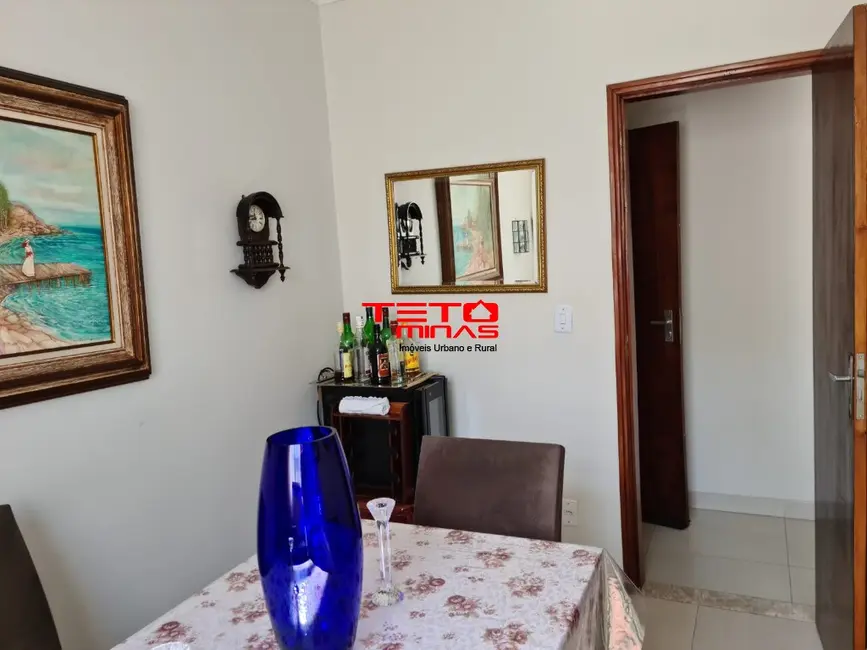 Foto 1 de Apartamento com 3 quartos à venda, 86m2 em Centro, Sao Lourenco - MG