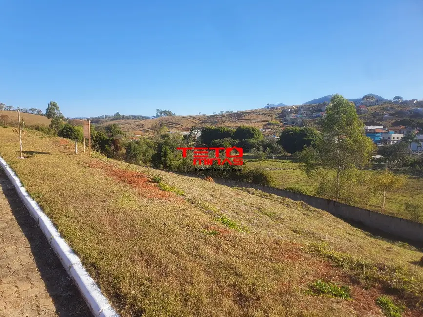 Foto 2 de Terreno / Lote à venda, 360m2 em Sao Lourenco - MG